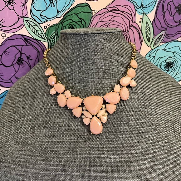 kate spade Jewelry - Kate Spade Signed Chunky Peachy Pink Stone Bib Style Necklace